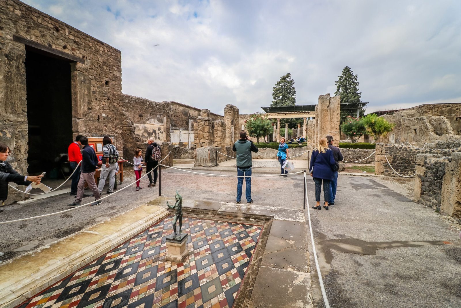 Navigating the Pompeii Ruins – ATW Trip Day #125